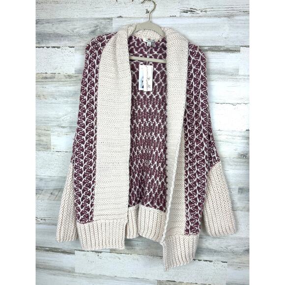 Simply Noelle Women’s One Size Cream Rose Knit 3/4 Sleeve Cardigan Sweater NWT - Picture 2 of 8